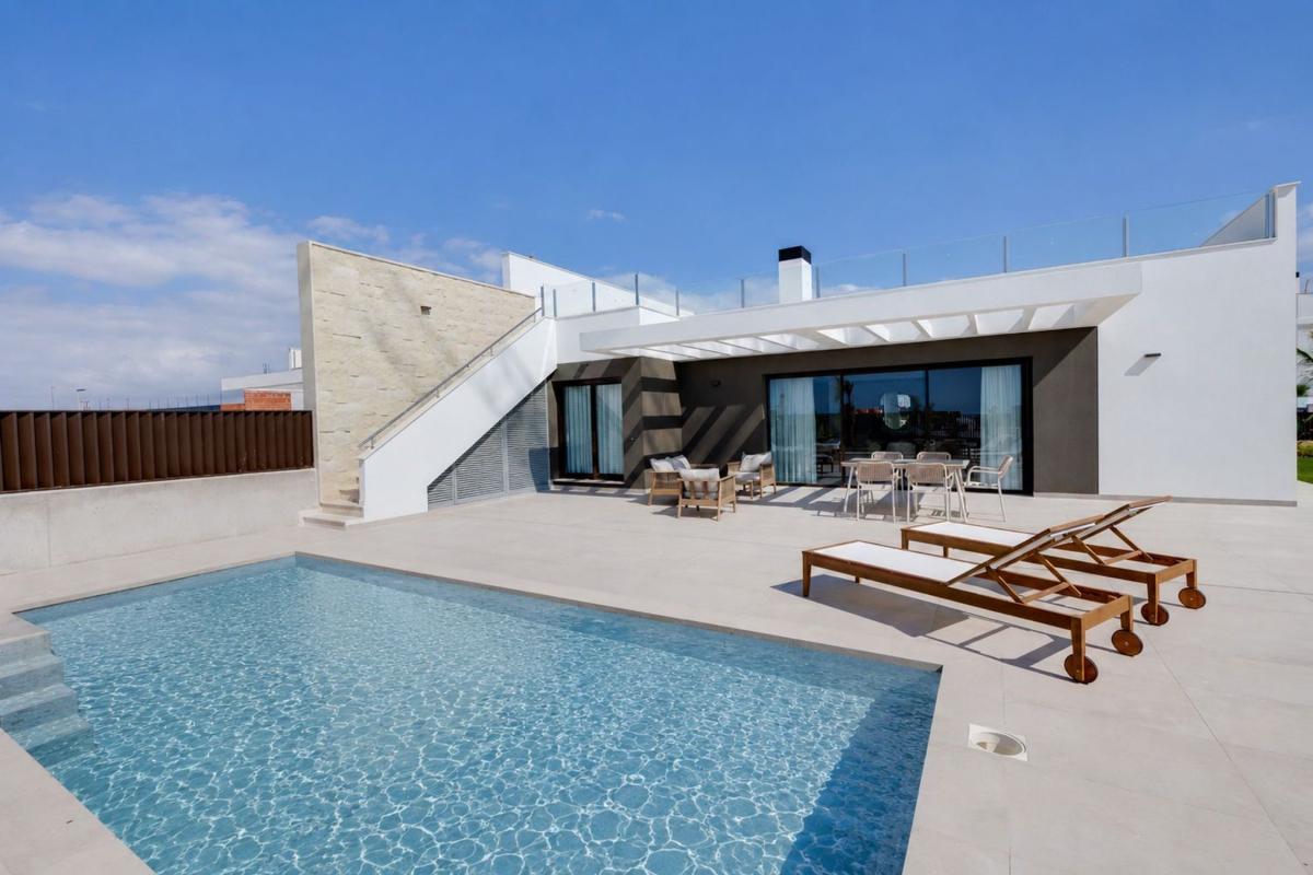 Properties for sale and rent in Spain photo 5