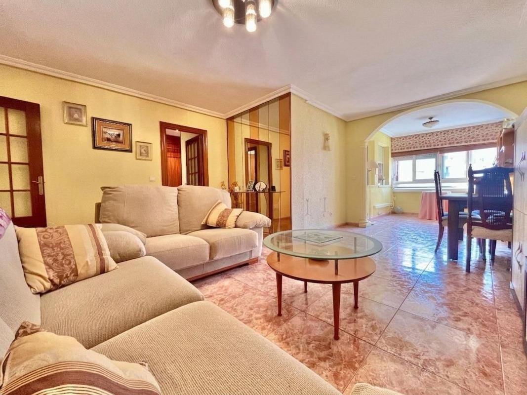 Sale of apartment in Piso en Calle Pantaleón Boné, Carolinas Altas, Alicante / Alacant, Alicante
photo 1