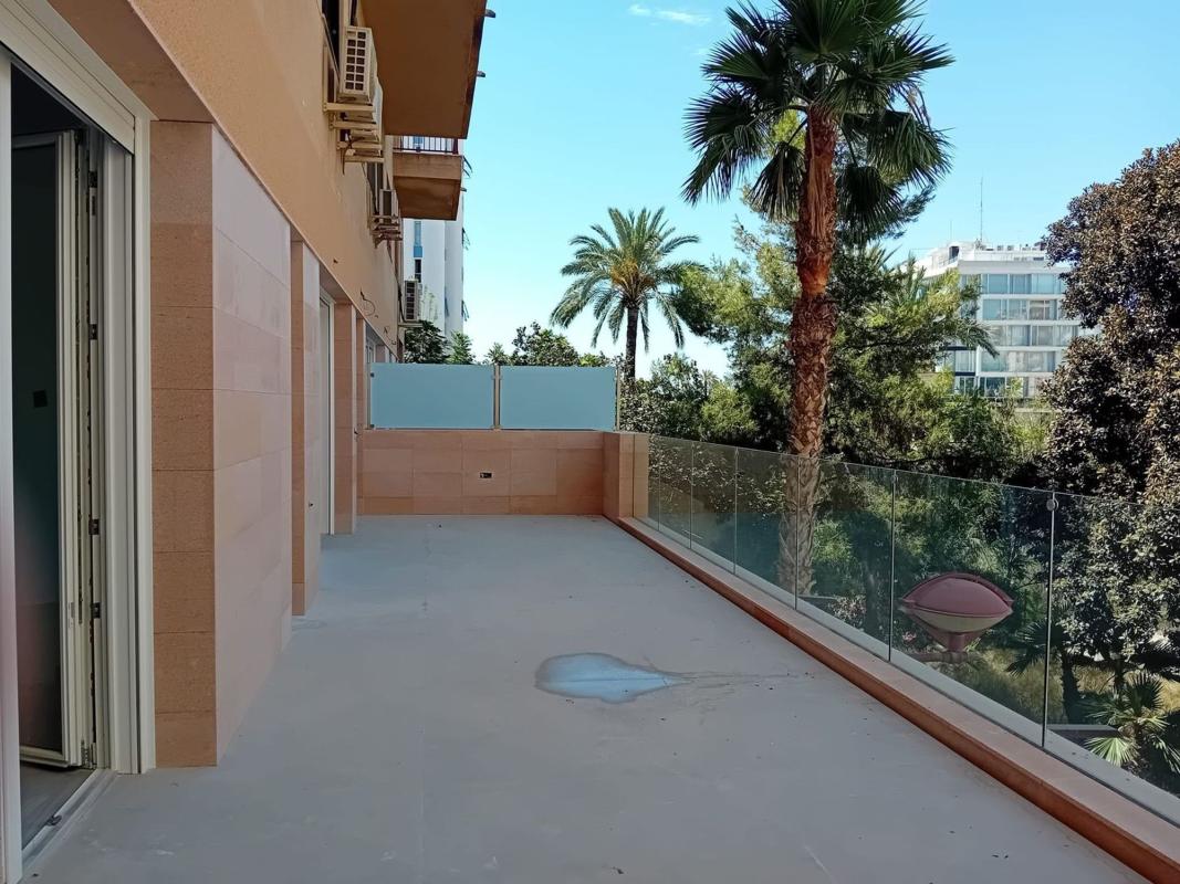 Sale of apartment in Piso en Centro, Elche / Elx, Elche / Elx
 photo 2