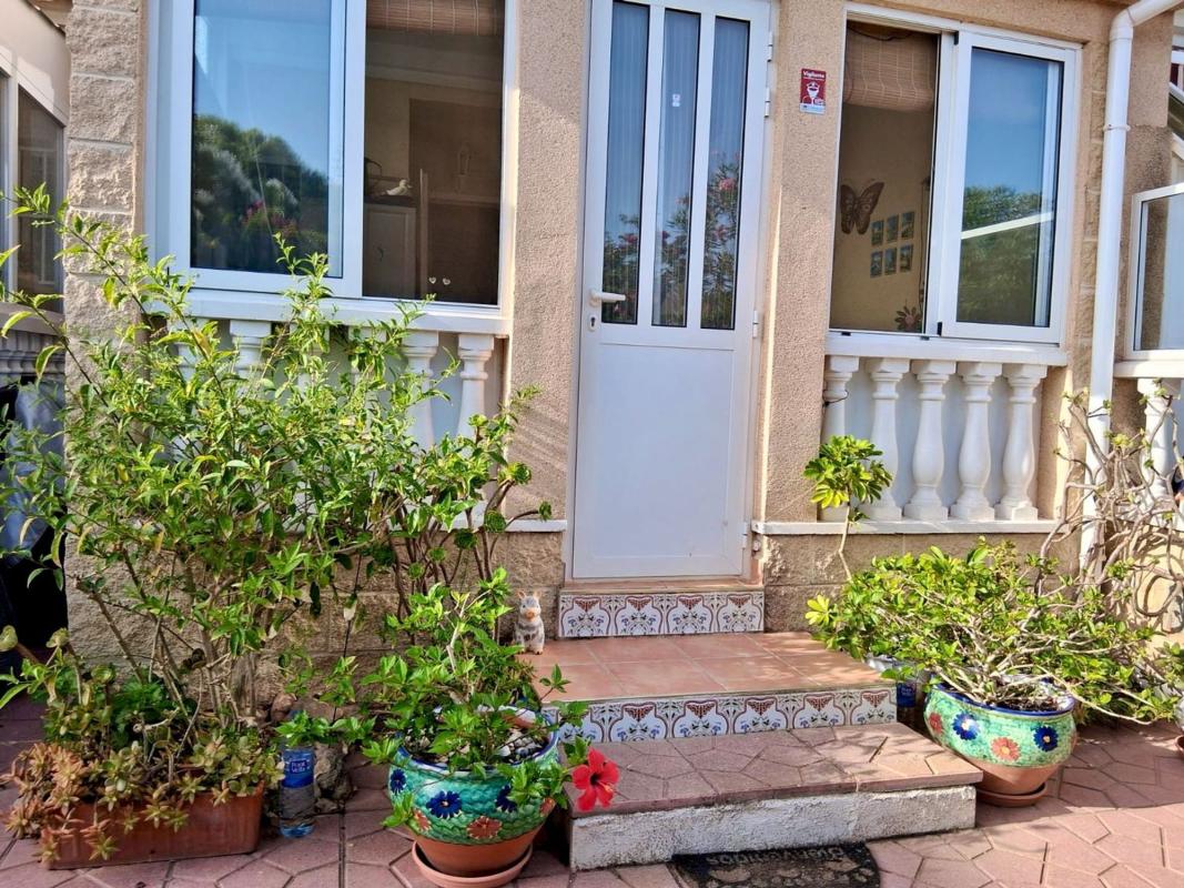 Properties for sale and rent in Spain photo 5