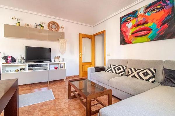 Sprzedaż mieszkania w Piso en Calle Patricio Perez, 86, El Molino, Torrevieja, Torrevieja
 photo 4