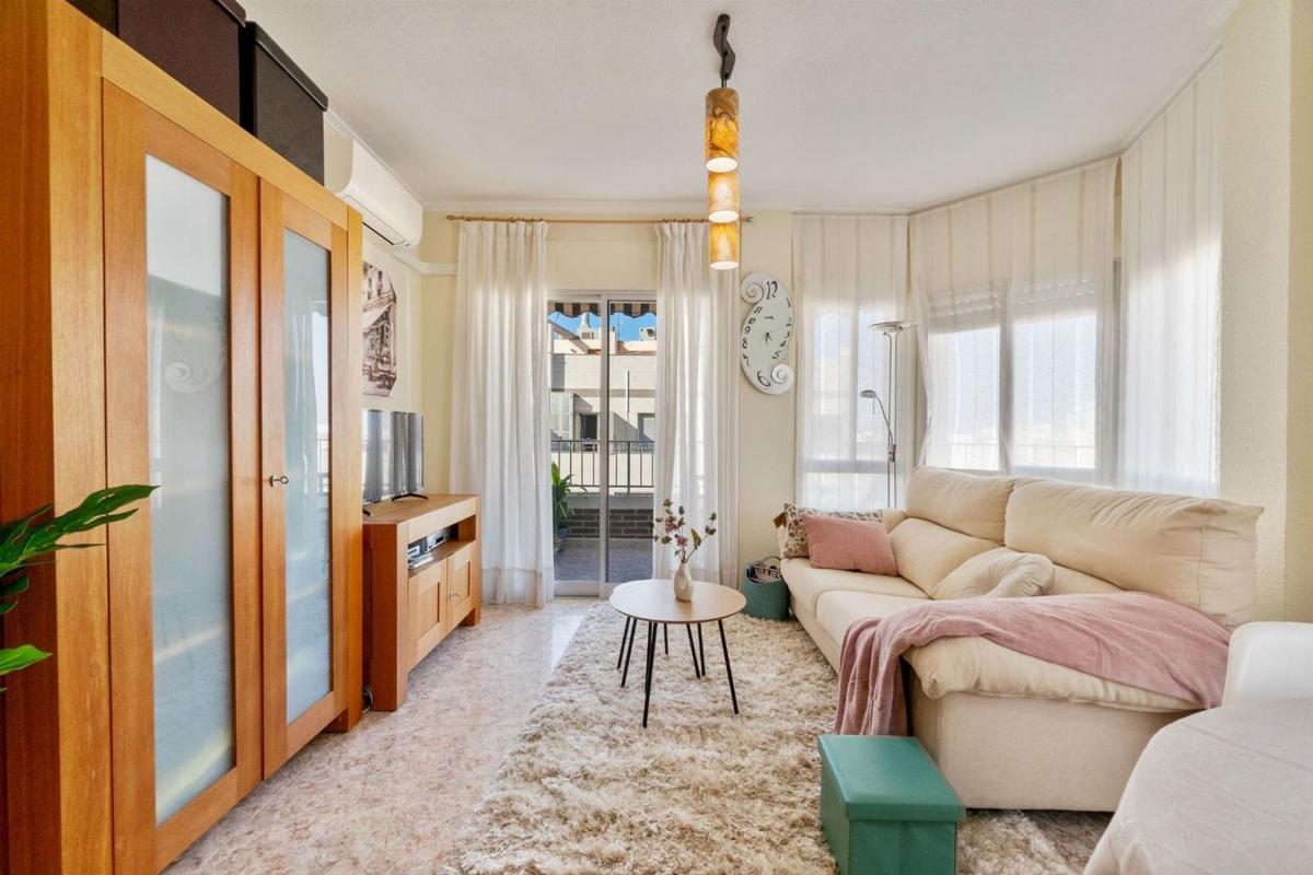 Продажа квартиры на Piso en Puerto Deportivo, Torrevieja, Торревьеха
photo 3