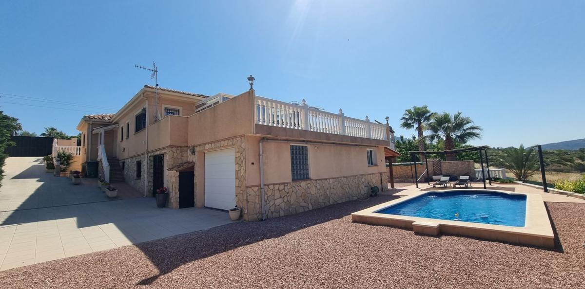 Properties for sale and rent in Spain photo 2