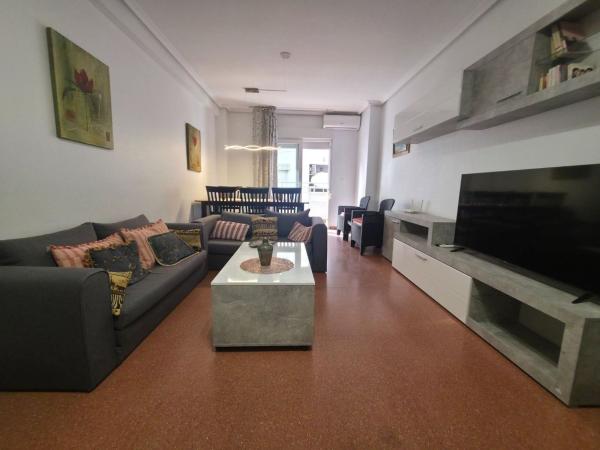 Продажа квартиры на Piso en Ronda D. Ricardo Lafuente Aguado, Parque Acuático - Sector 25, Torrevieja, Торревьеха
thumbnail 2