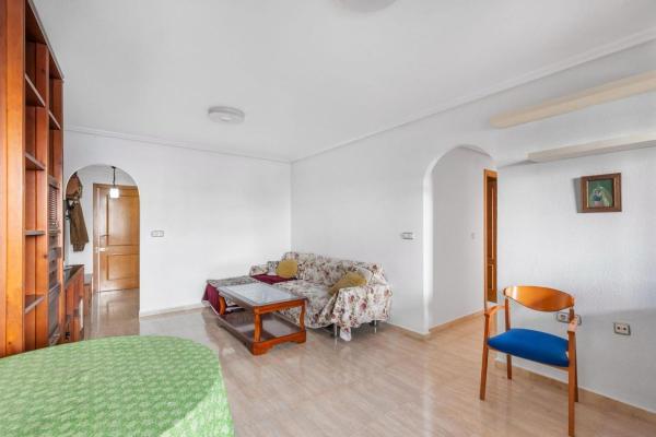 Продажа квартиры на Piso en Calle Apolo, 66, Antonio Machado, Torrevieja, Торревьеха
thumbnail 3