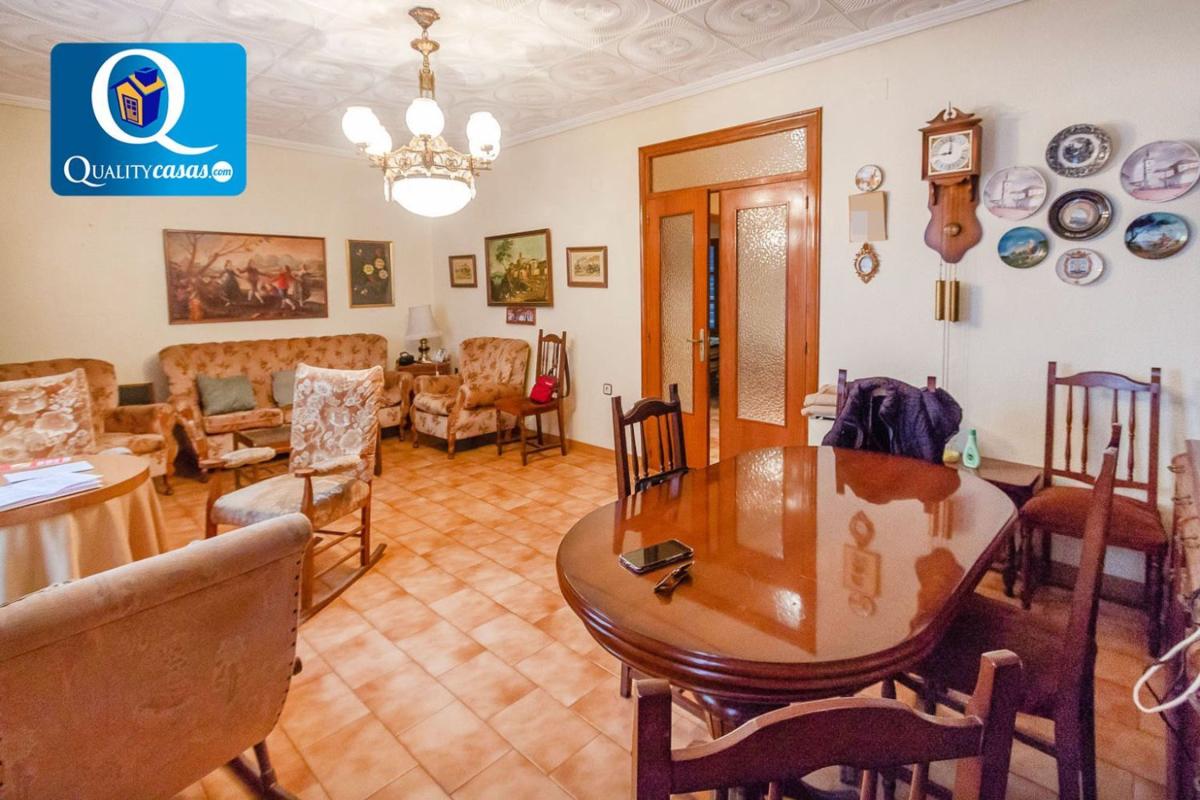 Sale of apartment in Piso en Pont Nou-Corazón de Jesús, Elche / Elx, Elche / Elx
 photo 4
