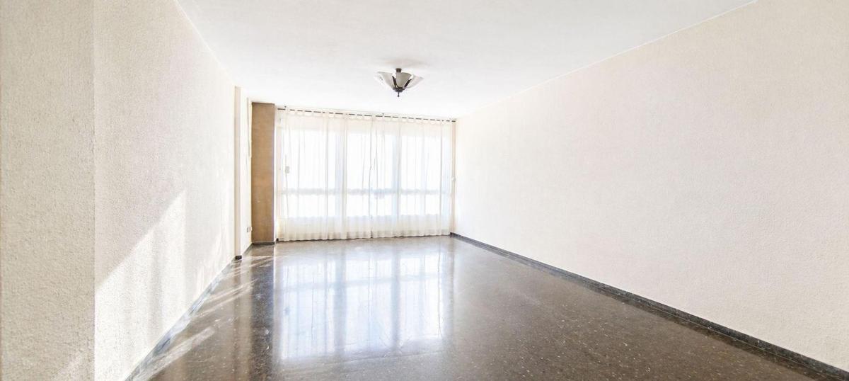 Penthouse sale in  Ático en Calle Reina Victoria, Pont Nou-Corazón de Jesús, Elche / Elx, Elche / Elx photo 2