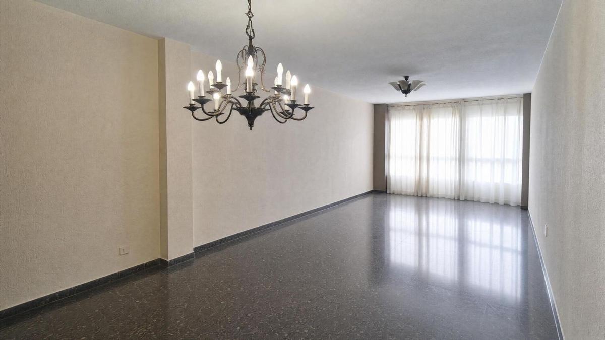 Penthouse sale in  Ático en Calle Reina Victoria, Pont Nou-Corazón de Jesús, Elche / Elx, Elche / Elx photo 4