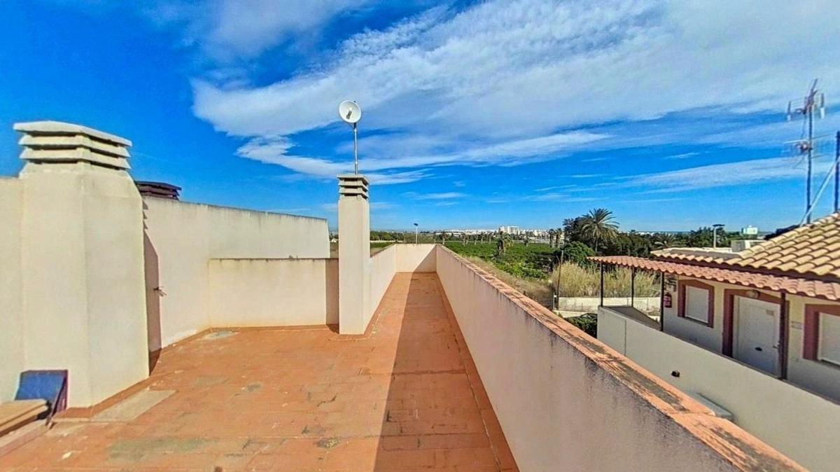 Properties for sale and rent in Spain photo 3
