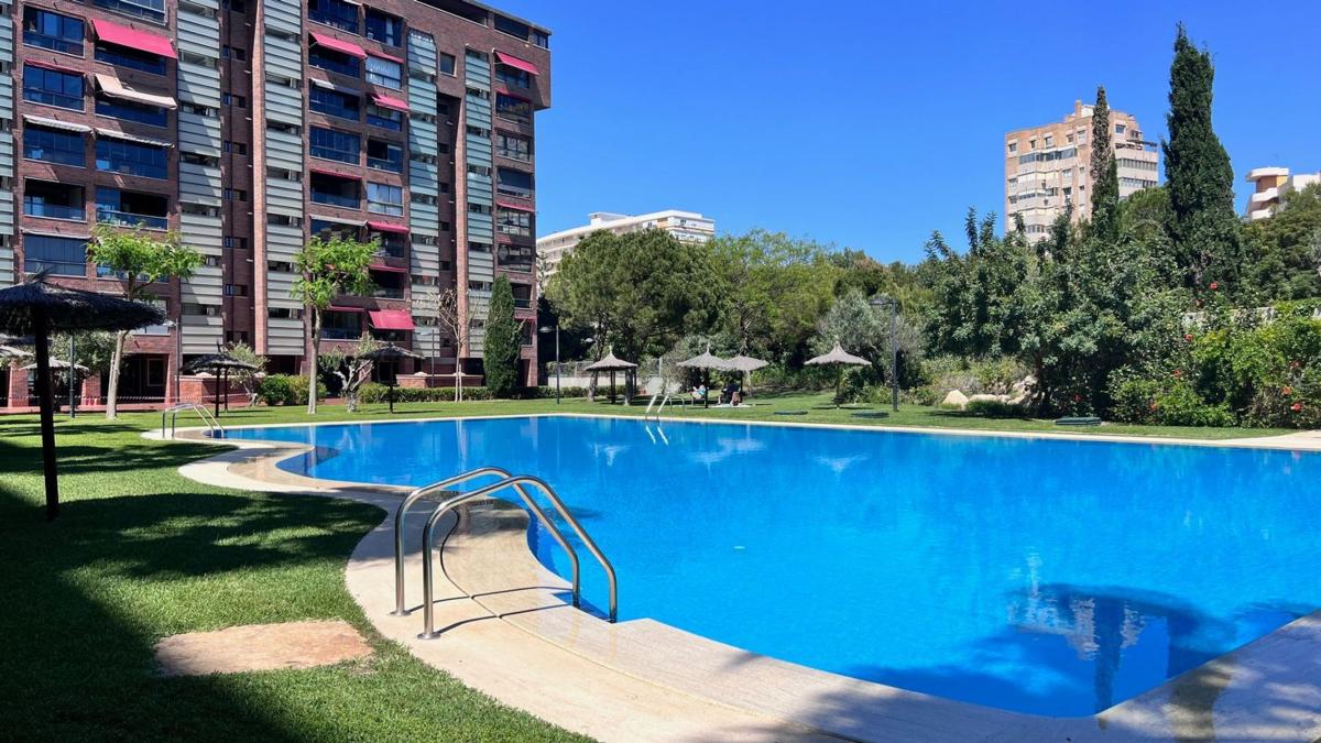 Duplex sale in Dúplex en Avenida Goleta, Cabo de las Huertas, Alicante / Alacant, Alicante photo 2