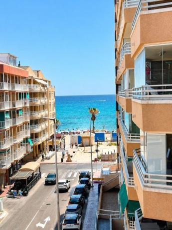 Ático en venta en Ático en Avenida Virgen del Carmen, Los Europeos, Torrevieja, Torrevieja photo 1