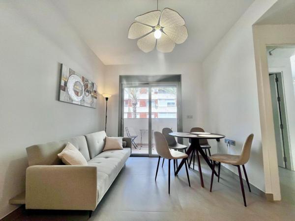Sale of flat in Piso en Centro - Muelle Pesquero, Torrevieja, Torrevieja
photo 1