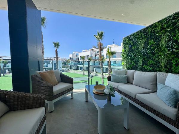 Venta de piso en Piso en Calle la Malva Rosa, 47, Urbanizaciones, Guardamar del Segura, Guardamar del Segura
photo 1
