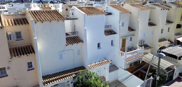 Chalet adosado en Los Balcones - Los Altos del Edén, Torrevieja photo 2