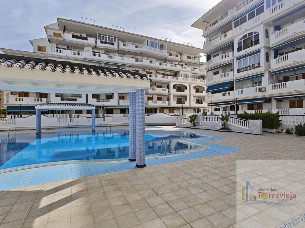 Продажа квартиры на Piso en Los Europeos, Torrevieja, Торревьеха
photo 3