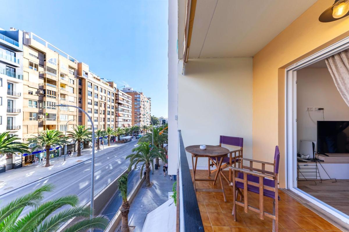 Sale of apartment in Piso en Estacion, De La, 10, Ensanche-Diputación, Alicante / Alacant, Alicante
photo 3