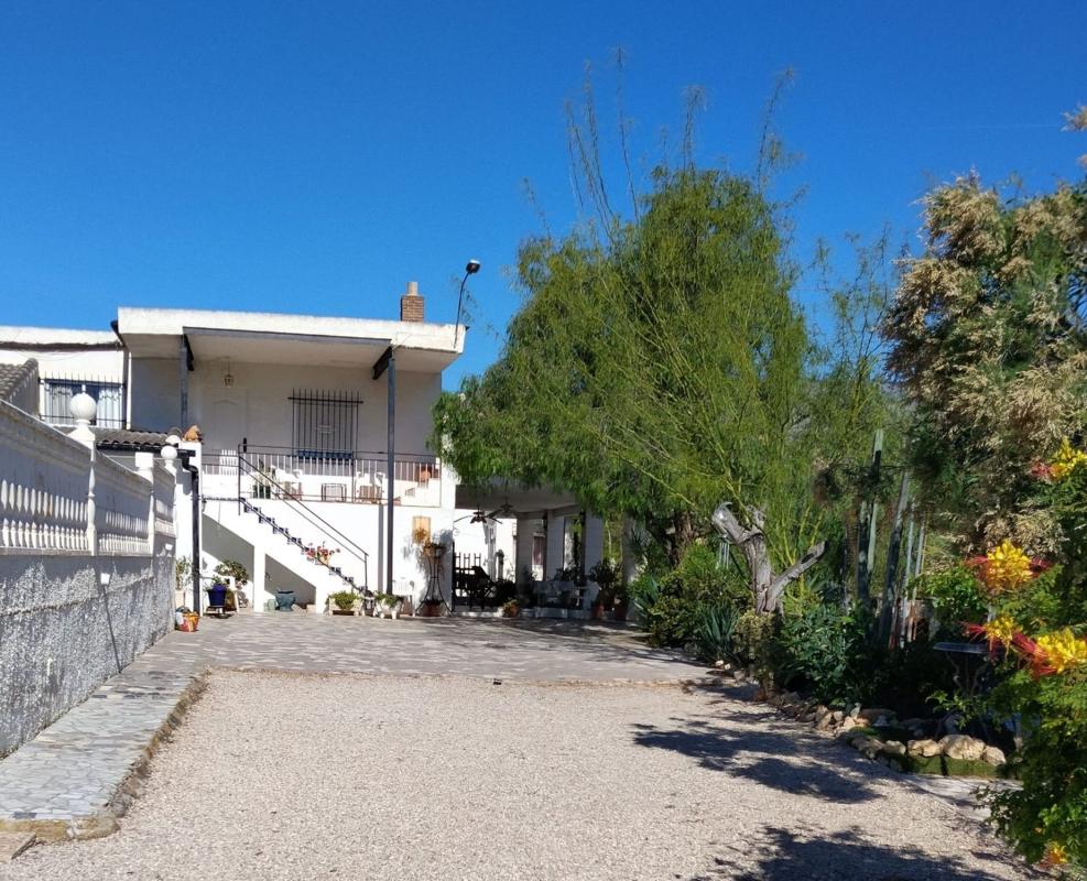 Properties for sale and rent in Spain photo 1