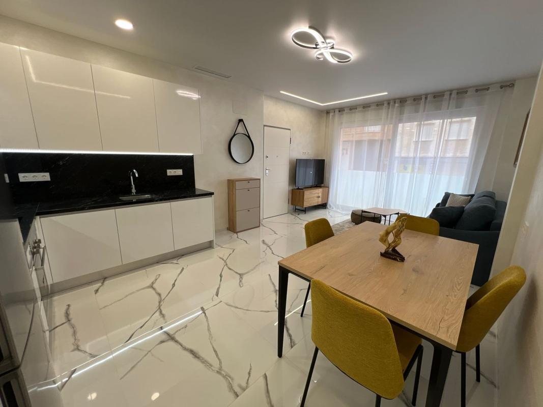 Sale of apartment in Piso en Avenida de la Purisima, 7, Las Piscinas Naturales, Torrevieja, Torrevieja
photo 3
