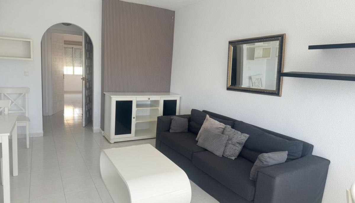 Продажа квартиры на Piso en Paseo de los Conquistadores, La Veleta, Torrevieja, Торревьеха
photo 4