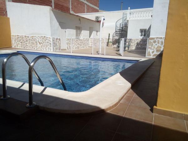 Casa o chalet independiente en Los Montesinos thumbnail 2