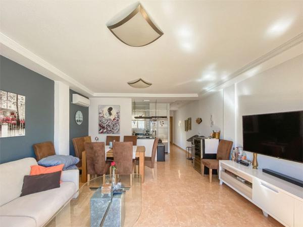 Penthouse for sale at Ático en Calle María Gil Vallejos, Avenida Habaneras - Curva de Palangre, Torrevieja, Torrevieja thumbnail 2