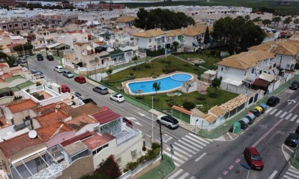 Duplex for sale on Dúplex en Los Balcones - Los Altos del Edén, Torrevieja, Torrevieja photo 2