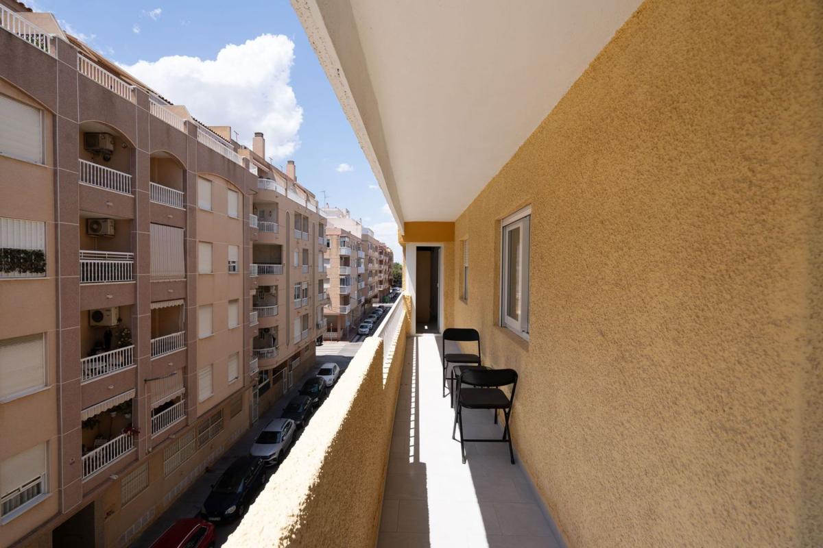 Продажа квартиры на Piso en Calle San Miguel de Salinas, El Acequión, Torrevieja, Торревьеха
 photo 4