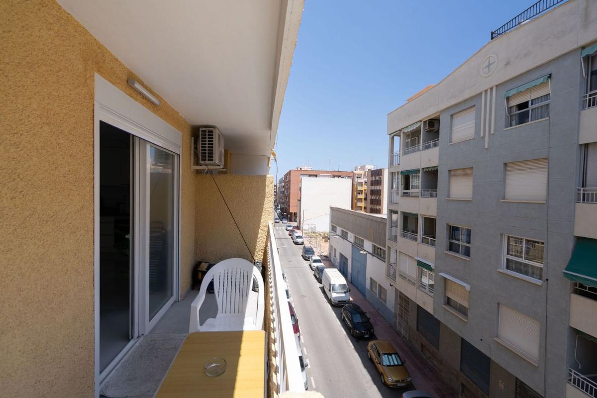Продажа квартиры на Piso en Calle San Miguel de Salinas, El Acequión, Torrevieja, Торревьеха
 photo 5