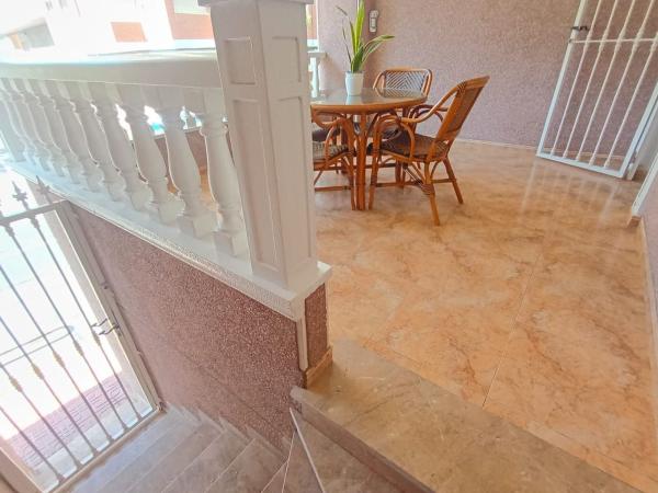 Sale of flat in Piso en Calle Ramón Gallud, 206, Playa del Cura, Torrevieja, Torrevieja
thumbnail 2