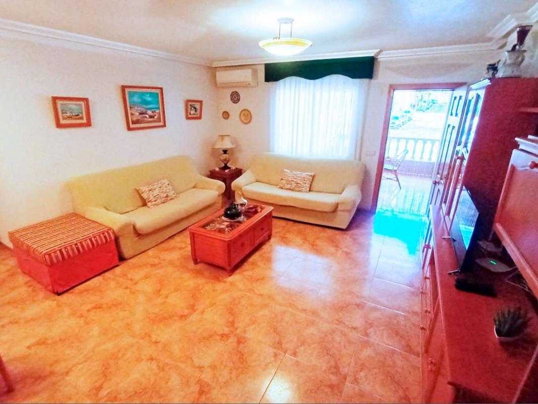 Sale of apartment in Piso en Calle Ramón Gallud, 206, Playa del Cura, Torrevieja, Torrevieja
photo 5