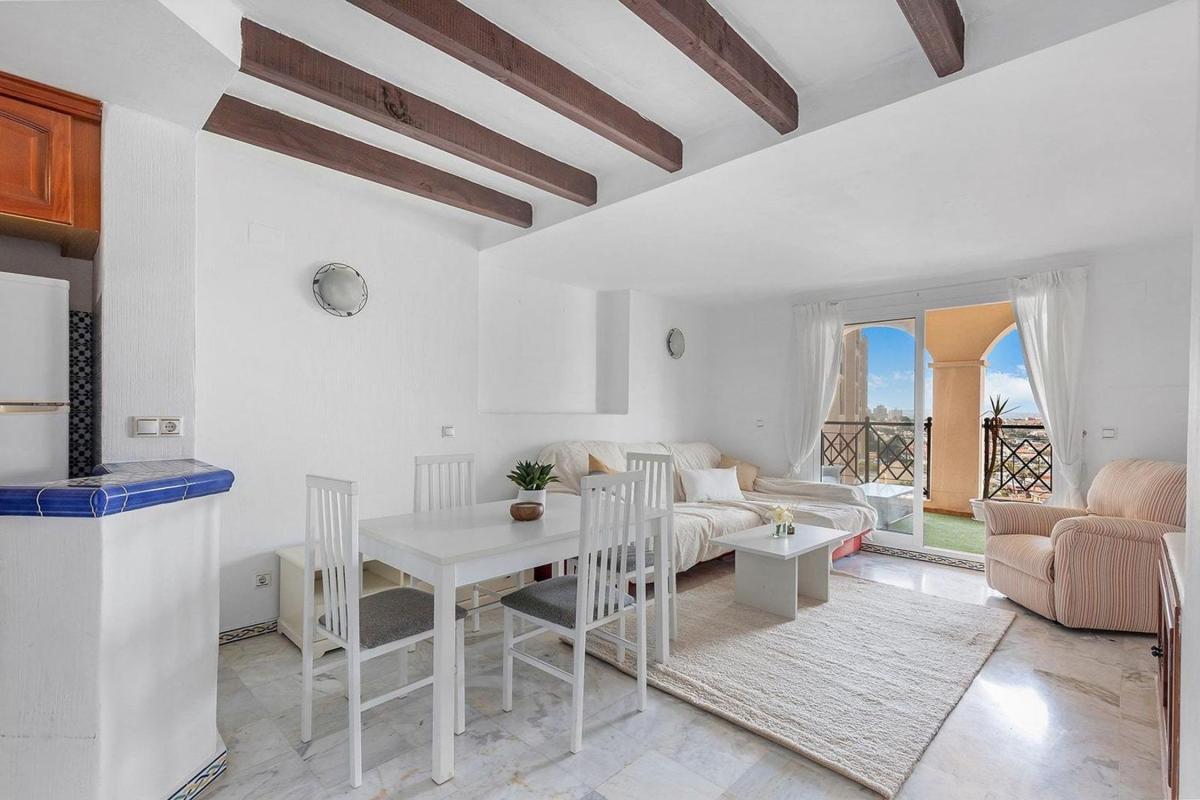 Sale of apartment in Piso en Avenida Roentgen, Zona los Frutales, Torrevieja, Torrevieja
photo 5