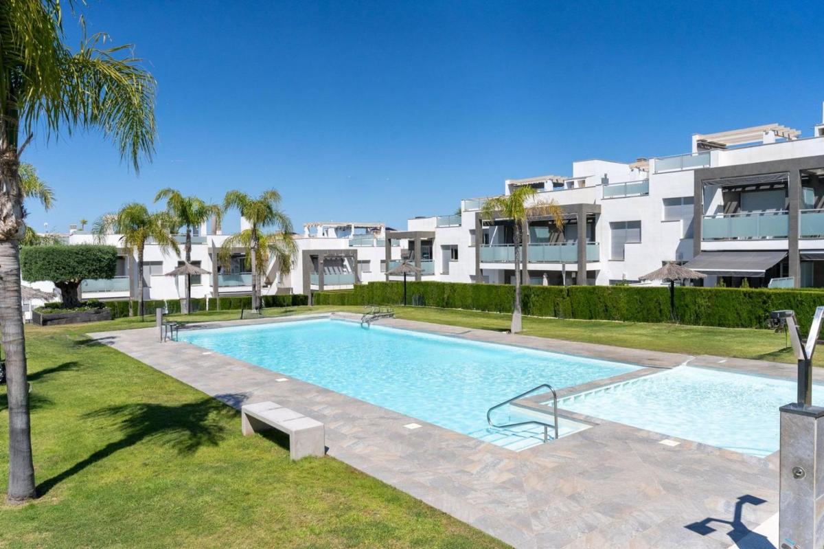 Venta de piso en Piso en Calle Escorpiones, 2, Los Balcones - Los Altos del Edén, Torrevieja, Torrevieja
photo 4