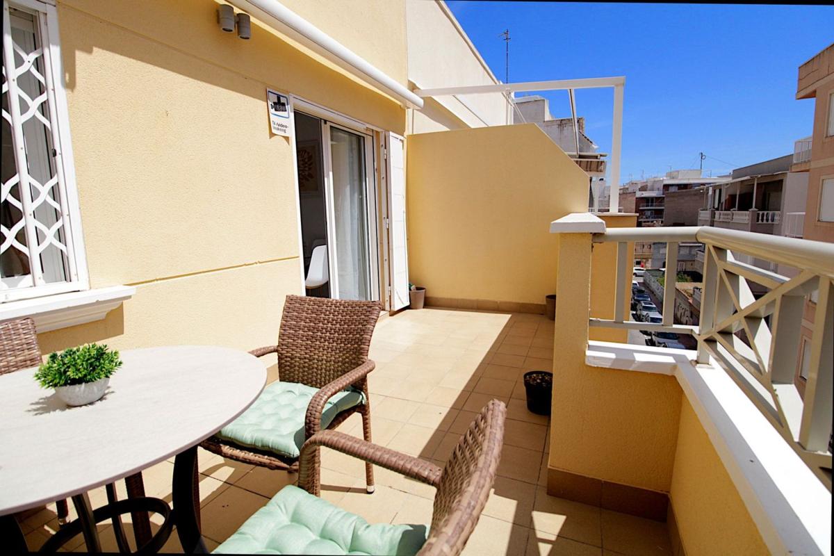 Venta de ático en  Ático en Calle de Pedro Lorca, Las Piscinas Naturales, Torrevieja, Torrevieja photo 4
