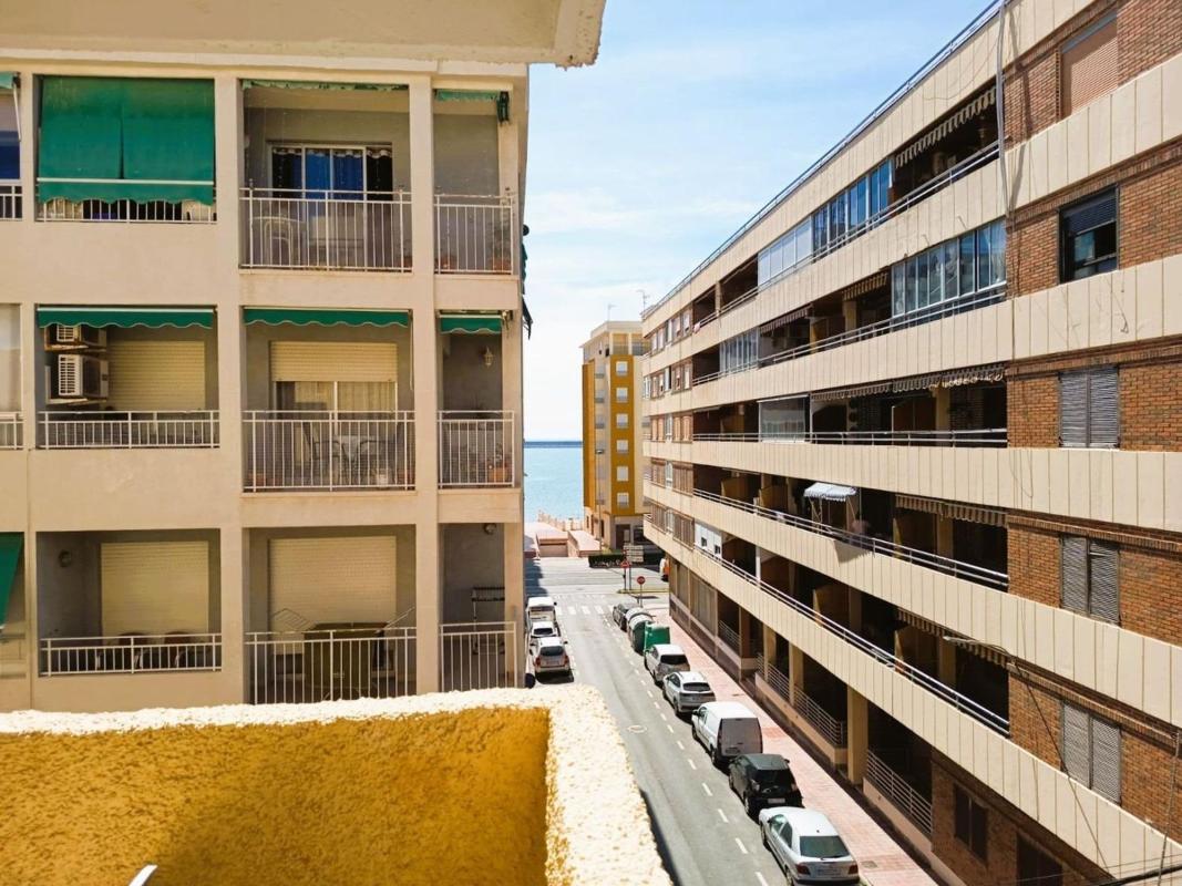 Продажа квартиры на Piso en Calle San Miguel de Salinas, El Acequión, Torrevieja, Торревьеха
photo 2