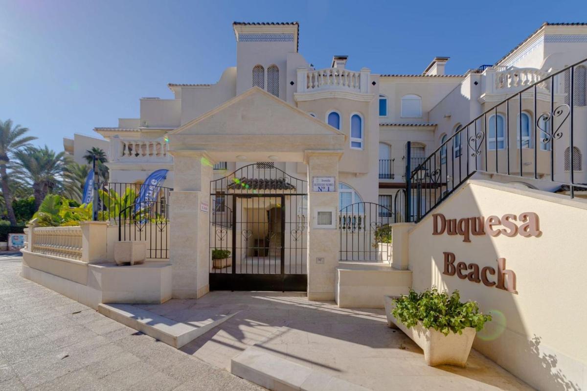 Sprzedaż mieszkania w Piso en Zona los Frutales, Torrevieja, Torrevieja
photo 2