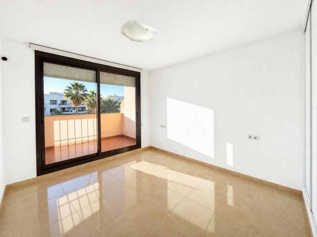 Properties for sale and rent in Spain photo 5