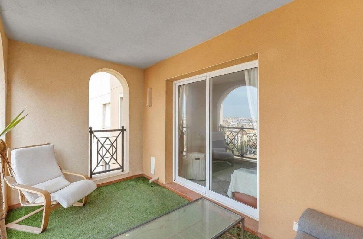 Venta de piso en Piso en Avenida Roentgen, Zona los Frutales, Torrevieja, Torrevieja
photo 4