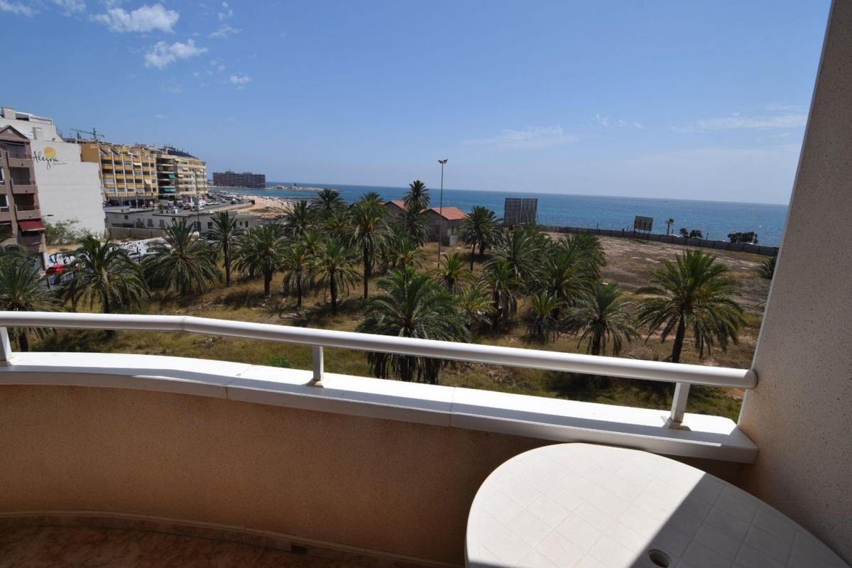 Venta de piso en Piso en Calle la Sal, 6, Playa del Cura, Torrevieja, Torrevieja
photo 3