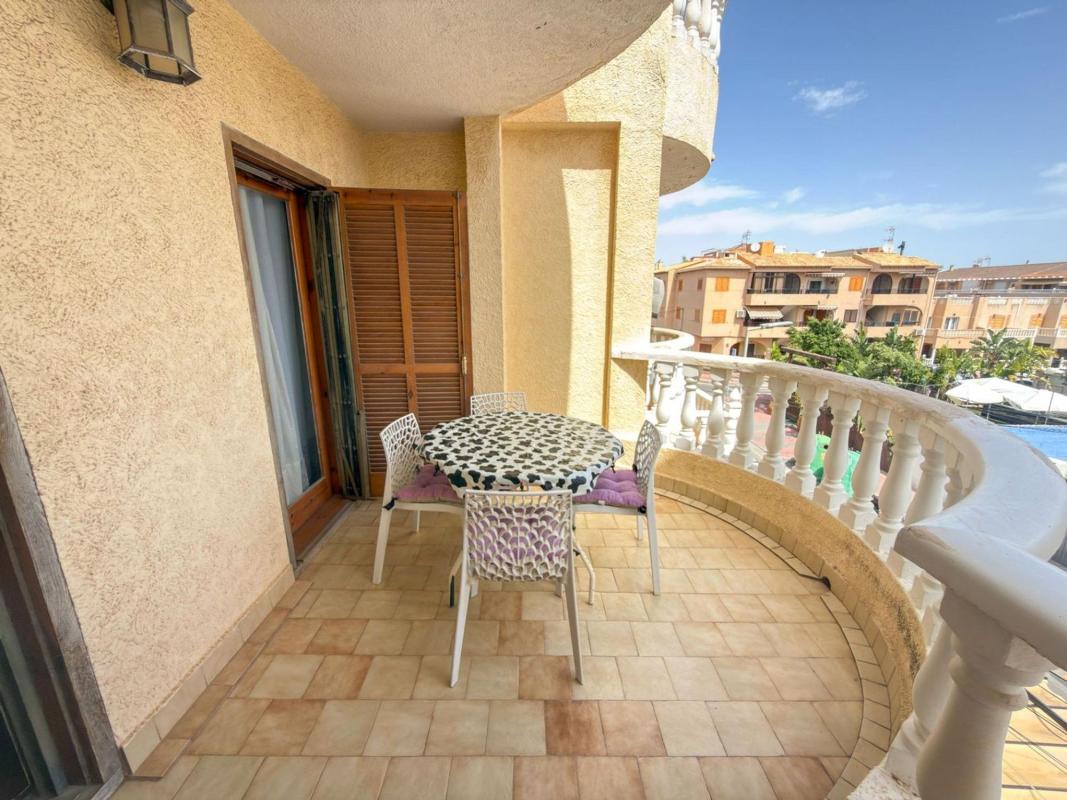 Sale of apartment in Piso en Calle Rojales, 7, Playa de los Náufragos, Torrevieja, Torrevieja
photo 1