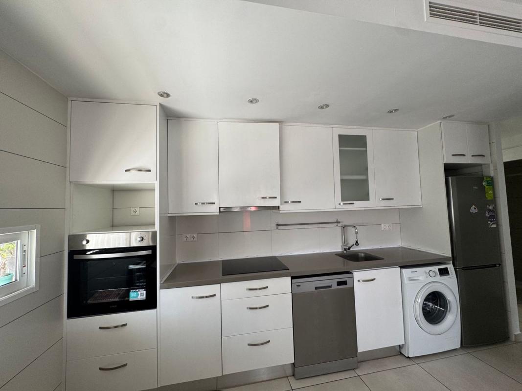 Sale of apartment in Piso en Calle Cecilio Gallego Alaminos, 1, Parque Acuático - Sector 25, Torrevieja, Torrevieja
photo 1