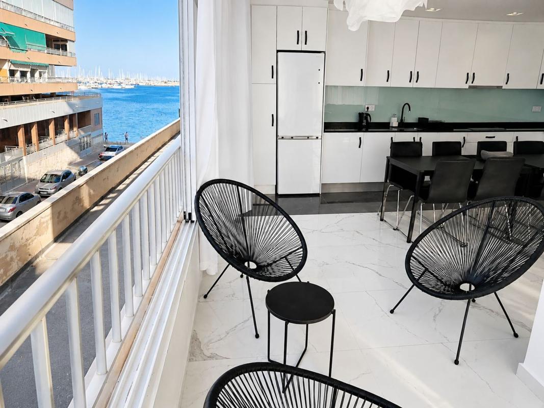 Продажа квартиры на Piso en Calle Mar Rojo, La Veleta, Torrevieja, Торревьеха
photo 1