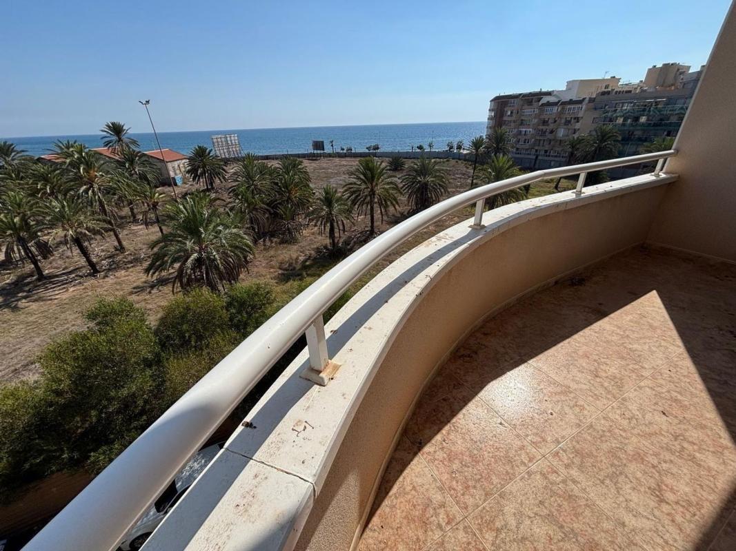 Venta de piso en Piso en Calle la Sal, Playa del Cura, Torrevieja, Torrevieja
photo 1