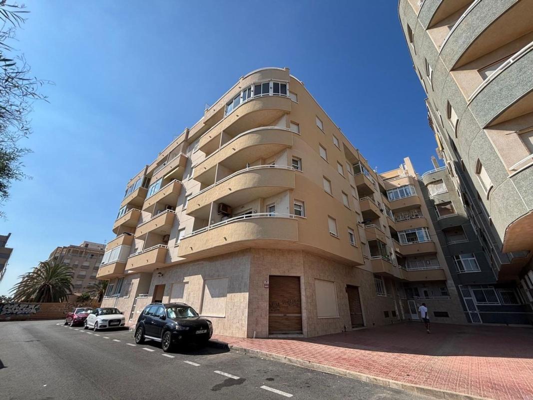 Venta de piso en Piso en Calle la Sal, Playa del Cura, Torrevieja, Torrevieja
photo 2