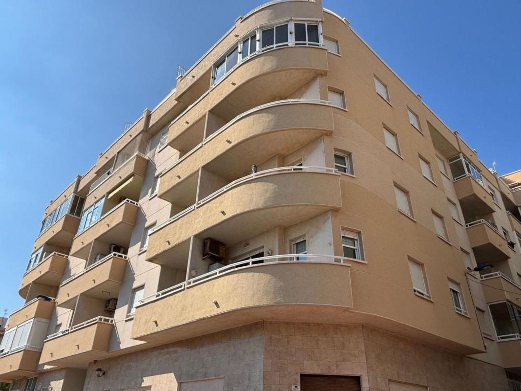 Venta de piso en Piso en Calle la Sal, Playa del Cura, Torrevieja, Torrevieja
photo 3