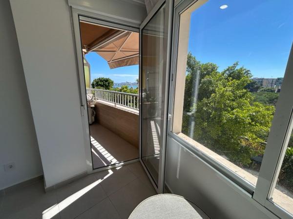 Продажа квартиры на Piso en Avenida Doctor Gregorio Marañón, Puerto Deportivo, Torrevieja, Торревьеха
 photo 4
