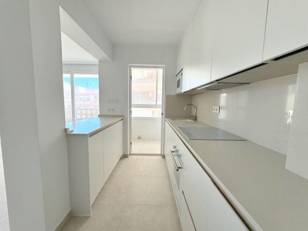 Продажа квартиры на Piso en Gaspar Perrelló, Torrevieja, Торревьеха
photo 1