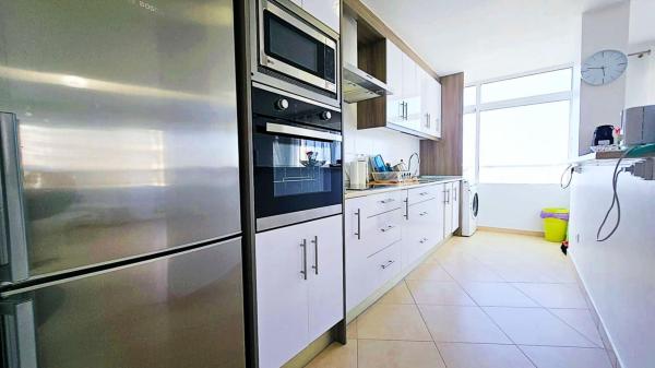 Sale of flat in Piso en Avenida Doctor Gregorio Marañón, Puerto Deportivo, Torrevieja, Torrevieja
thumbnail 3