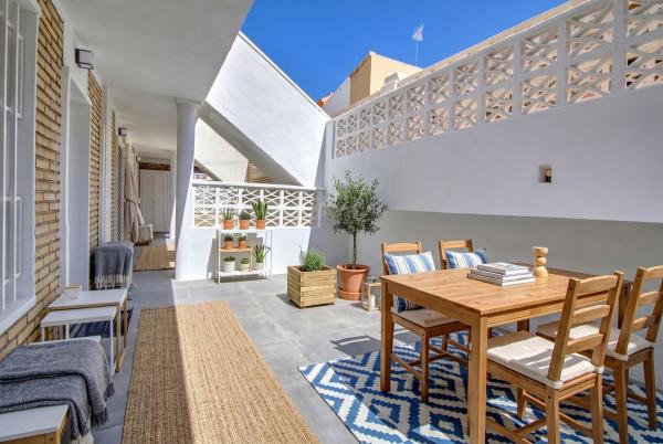 Venta de piso en Piso en Avenida de Alemania, Los Europeos, Torrevieja, Torrevieja
photo 1