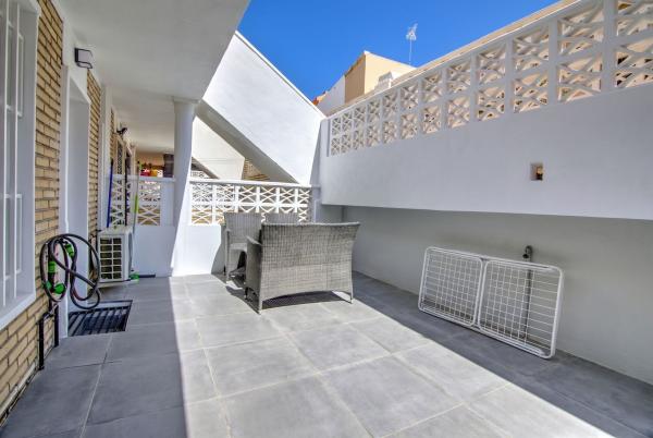 Venta de piso en Piso en Avenida de Alemania, Los Europeos, Torrevieja, Torrevieja
thumbnail 2
