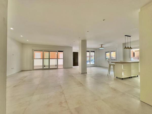 Продажа квартиры на Piso en Playa Acequión s/n, El Acequión, Torrevieja, Торревьеха
thumbnail 2